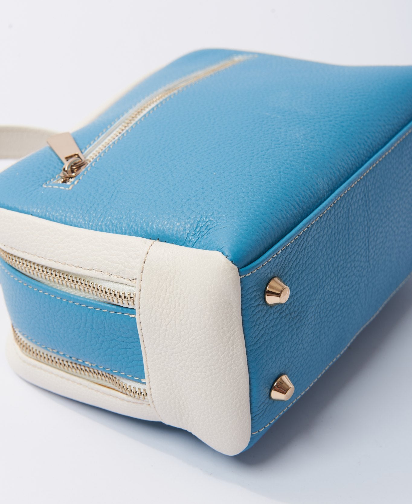 Borsa camera in pelle bicolore acqua e bianco