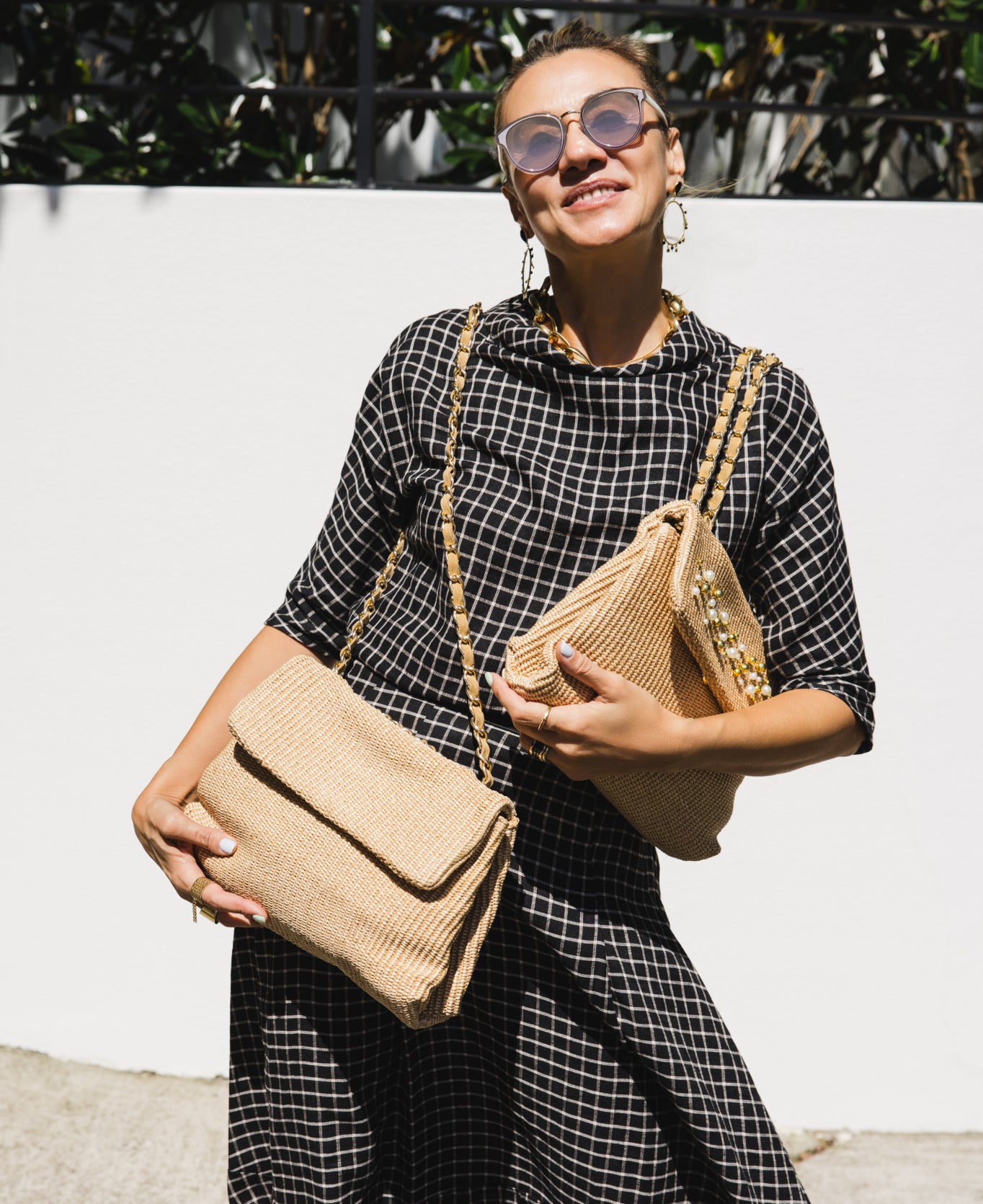 Clarice raffia bag with strap chain Beige