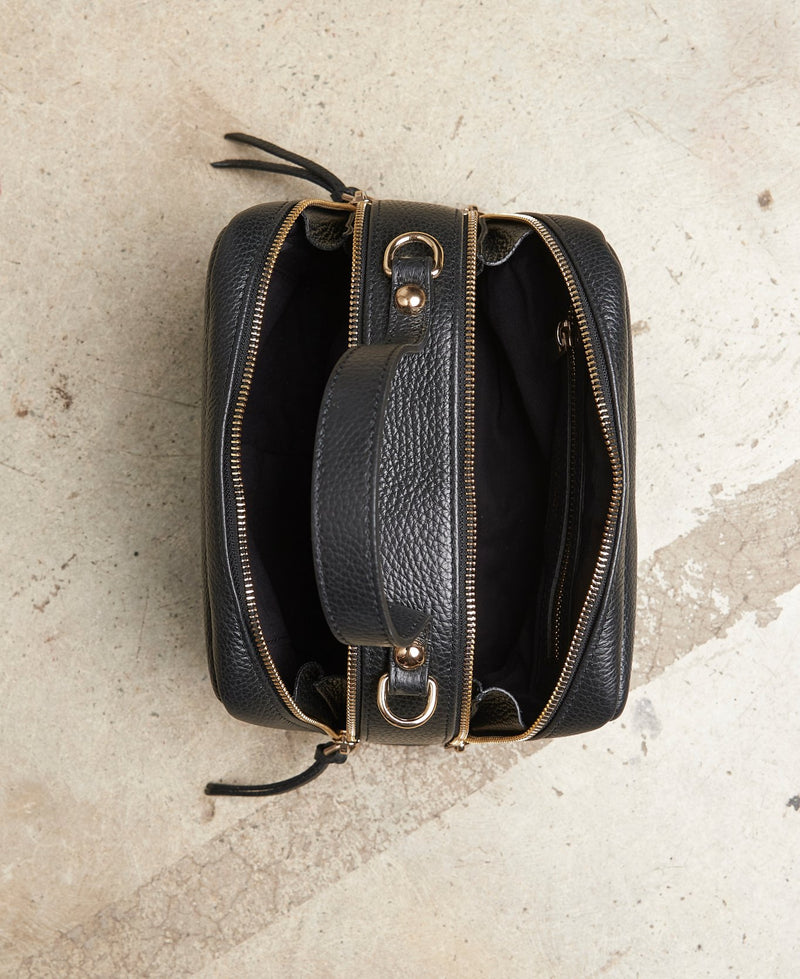 Camera leather bag black