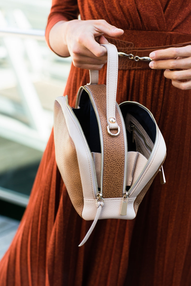 Camera leather bag bi-colour tan & nude