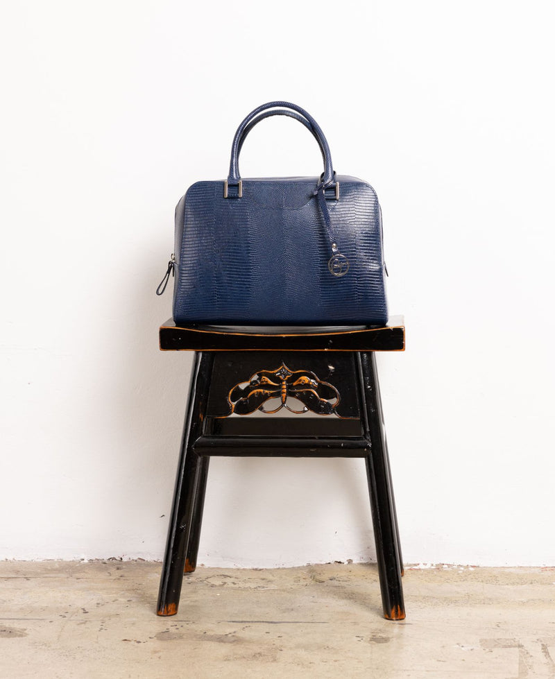 Briefcase leather bag in navy blue