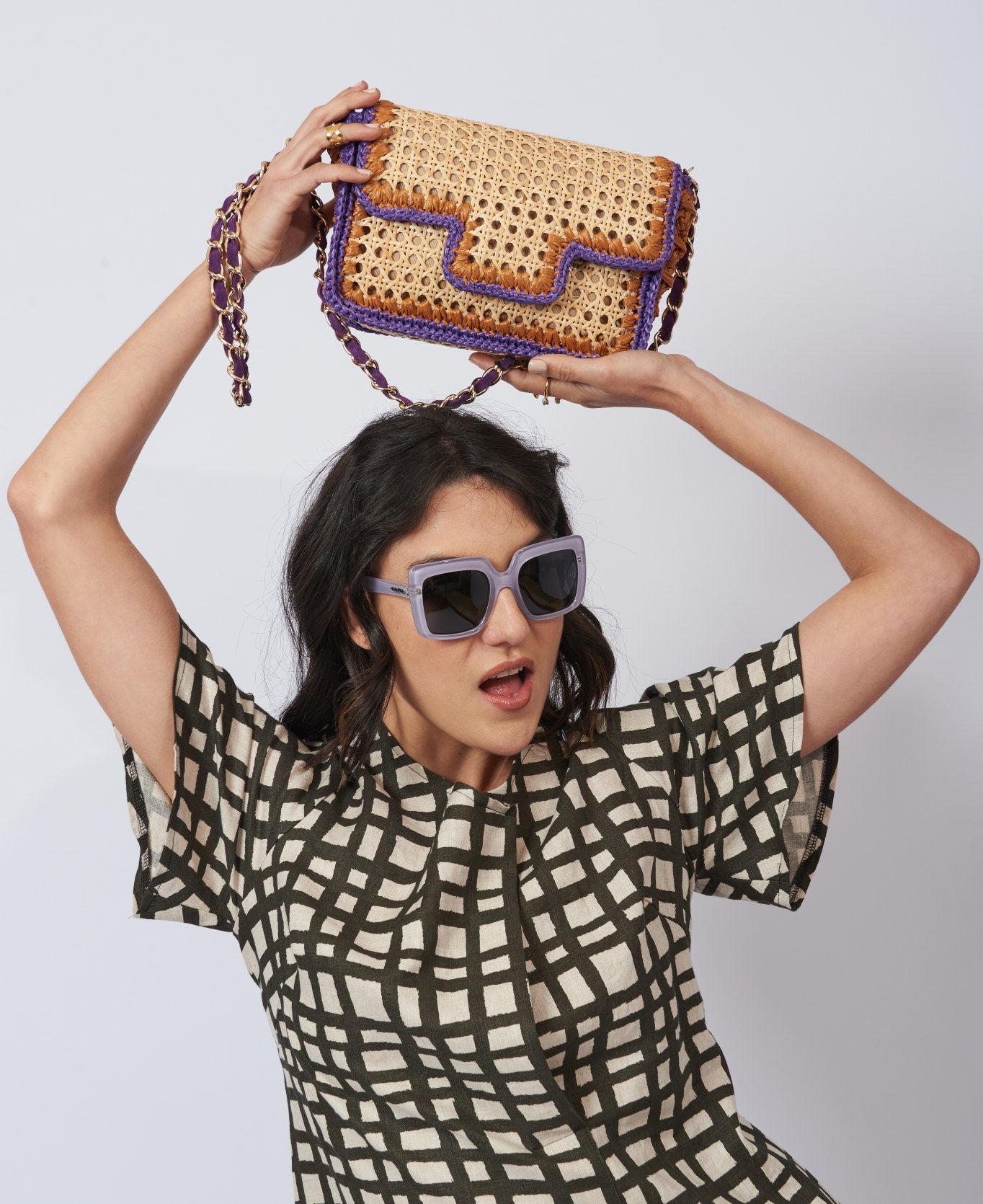 Borsa Ginevra in rattan e rafia viola e marrone chiaro - Grande